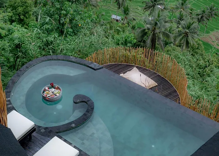 Villa 3 Bdr - Luxury Cliffside Bamboo *