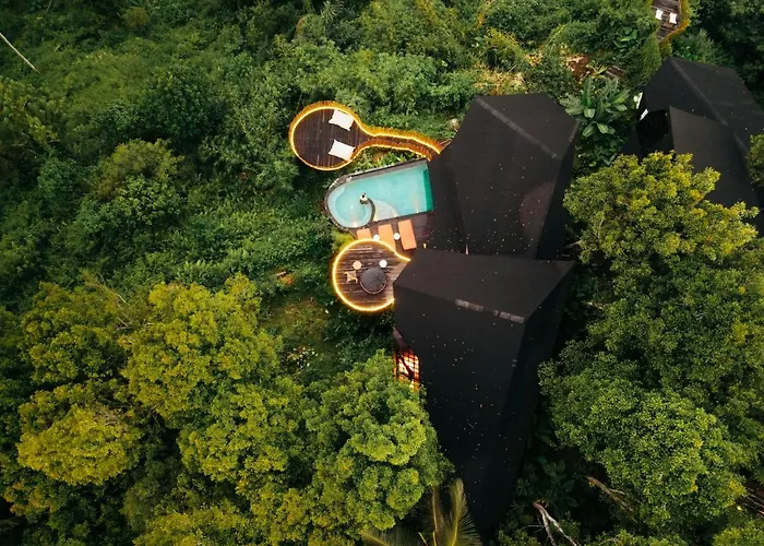 Villa 3 Bdr - Luxury Cliffside Bamboo