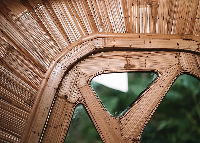 3 Bdr - Luxury Cliffside Bamboo *