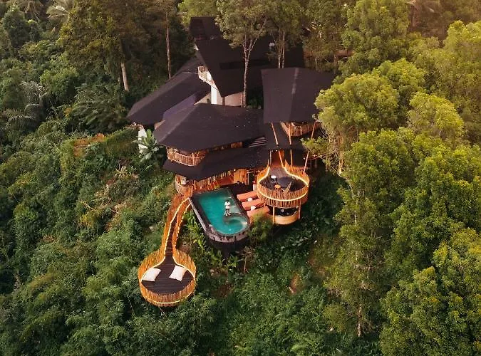 Villa 3 Bdr - Luxury Cliffside Bamboo Bungbungan