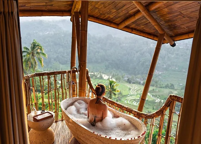 3 Bdr - Luxury Cliffside Bamboo * Bungbungan