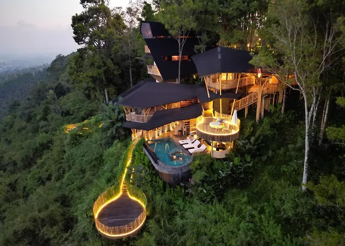 3 Bdr - Luxury Cliffside Bamboo * Bungbungan